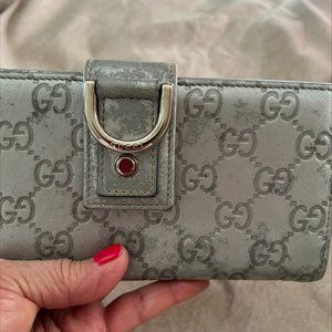 Gucci monogrammed wallet - silver good condition